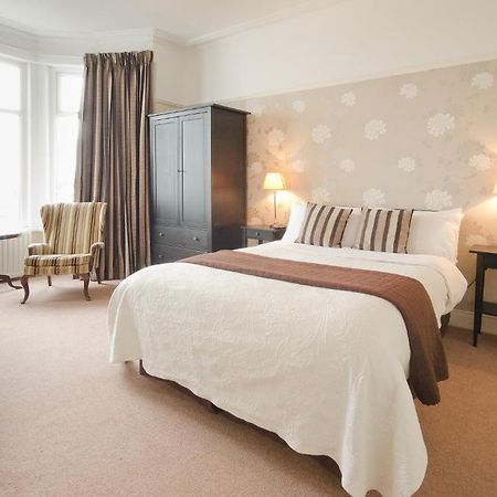 Ennislare House Guest Accommodation Bangor  Zimmer foto